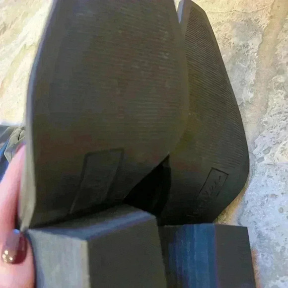 Charles by Charles David Wire Boots black 9 - Picture 4 of 7